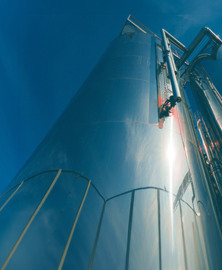 Storage tank, silo.