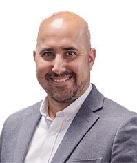 Headshot of Eduardo Bermudez of Optravation EnergyConsulting.