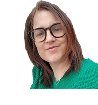 Headshot of Elena Gilaunon of Optravation EnergyConsulting.